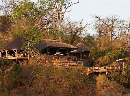 Serena Mivumo River Lodge Mkalinzu 外观 照片